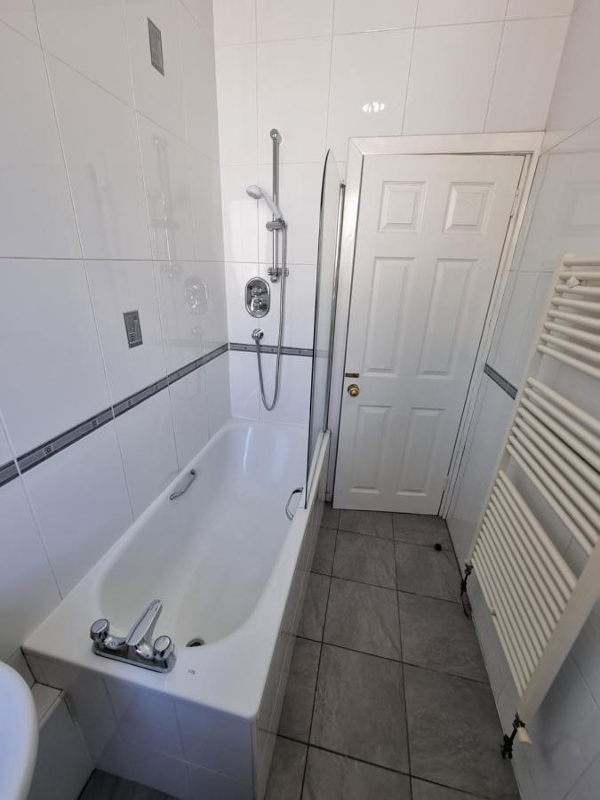Bespoke Tours Scotland Accommodation @ Morrison Street EDI Exterior foto